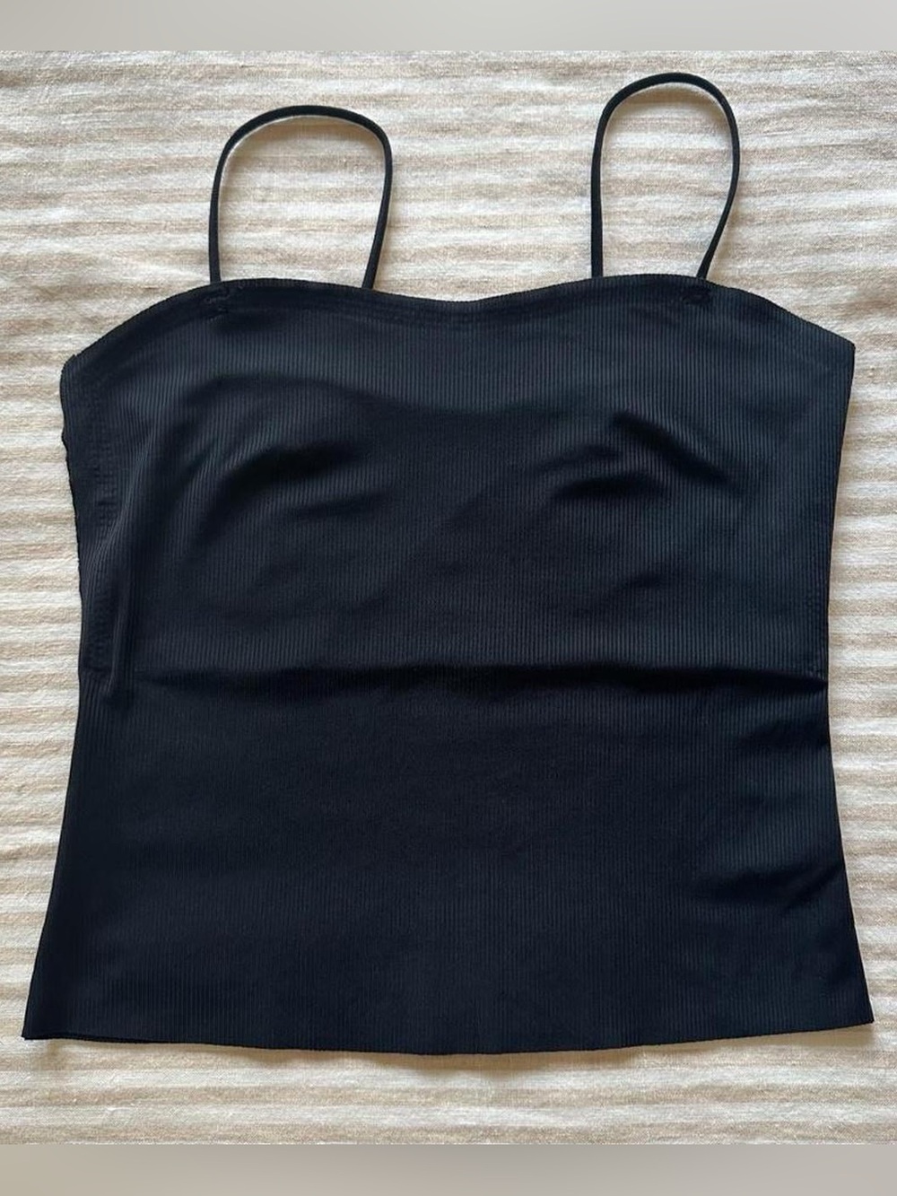 simple nylon black sporty crop tank w low back / size xs